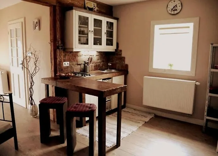 Originálne Bývanie V Starej Sýpke Z Roku 1828. *