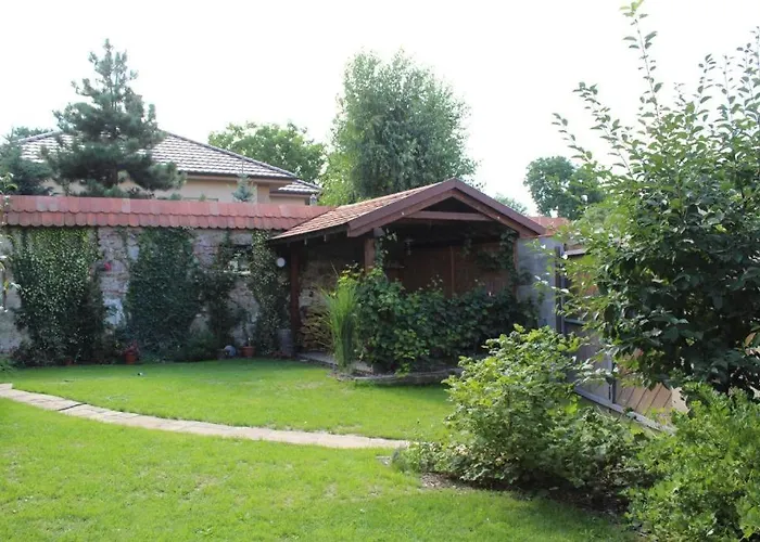 Originálne Bývanie V Starej Sýpke Z Roku 1828. Appartamento Bretejovce